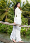 Miss Viet Nam Runner Up Hoang My Wearing White Ao Dai. Huong Clark Collection.